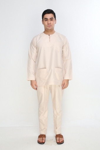 Picture of Baju Melayu Teluk Belanga (NUDE) by Amar Amran 